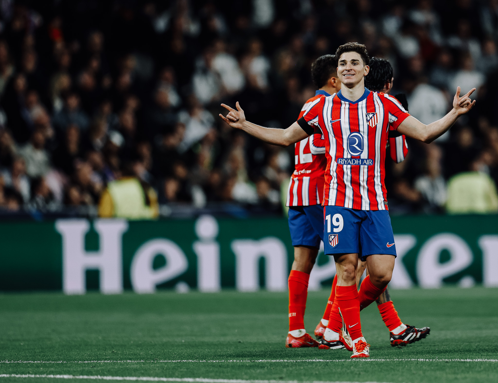 米乐官网m6-马德里德比进球少：皇马-马竞胜出