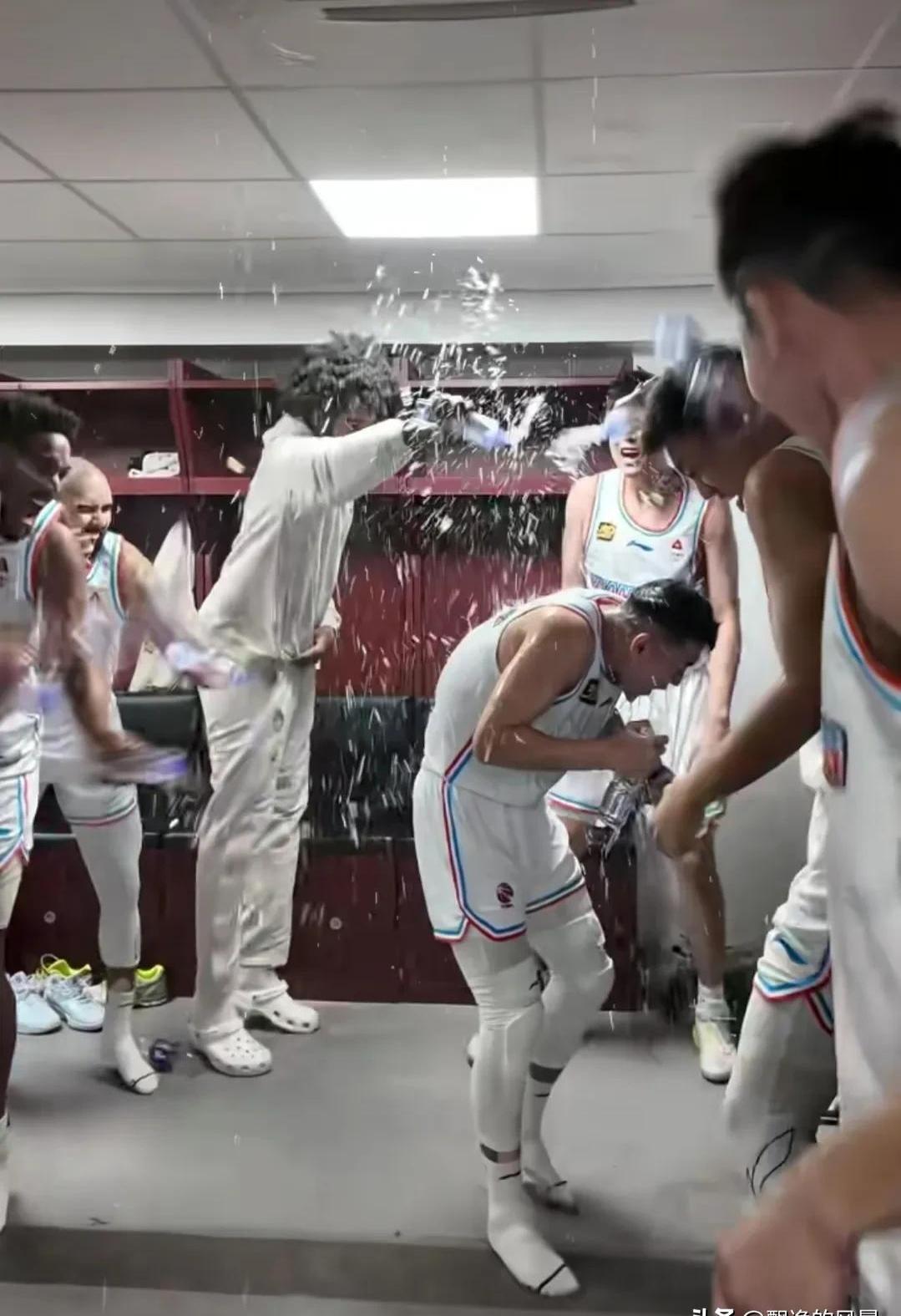 米乐体育m6官网-实力对决，场面火爆激情，酣畅淋漓的比赛令人心潮澎湃的简单介绍