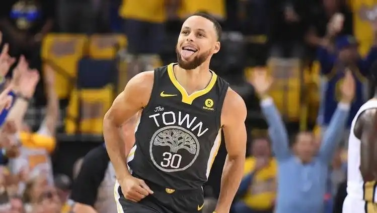 米乐足球官网-包含勇士惜败独行侠，库里分枉然的词条