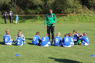 米乐体育m6官网-摩洛哥瓦赫达赛前战术会议，细节决定比赛胜负